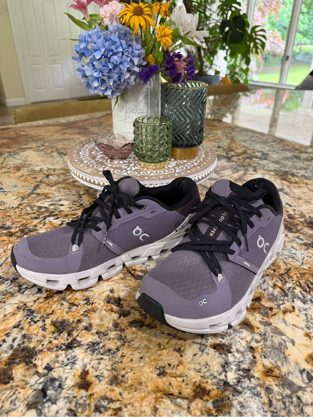 On Running Cloudflyer 4 Women's Athletic Shoes in Shark/Pearl - 9 - Picture 5 of 9